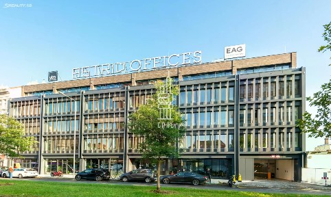 Pronájem kanceláře 441 m²