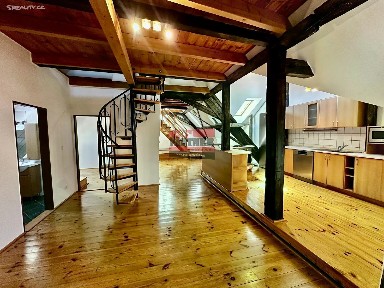 Pronájem bytu 5+kk 127 m²