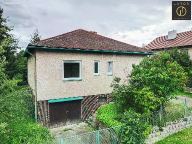 Školní, Zásmuky