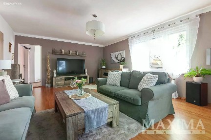 Prodej rodinného domu 240 m², pozemek 760 m²