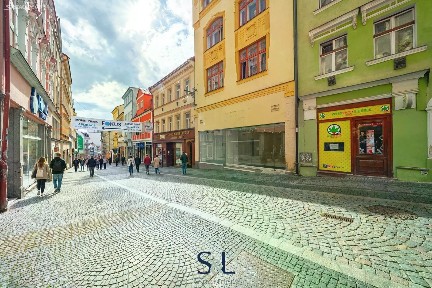 Pronájem obchodního prostoru 339 m²