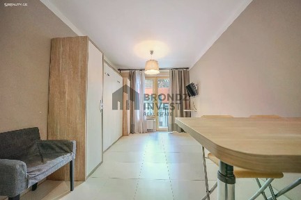 Pronájem bytu 1+kk 30 m²