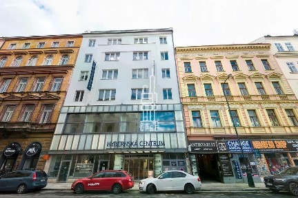 Pronájem kanceláře 227 m²