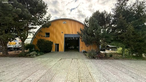 Pronájem skladového prostoru 750 m²