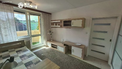 Pronájem bytu 1+1 32 m²