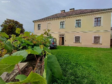 Prodej činžovního domu 265 m²