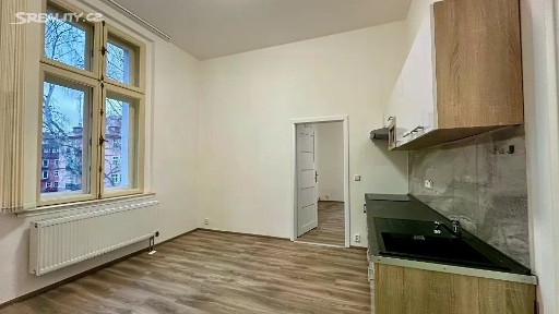 Pronájem bytu 2+kk 44 m²