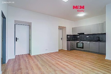 Pronájem bytu 3+kk 61 m²