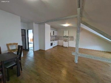 Pronájem bytu 2+kk 90 m²