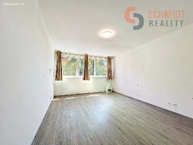 Pronájem bytu 1+kk 35 m²