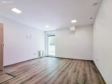 Pronájem bytu 1+kk 29 m²
