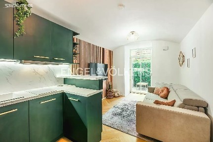 Pronájem bytu 1+kk 30 m²