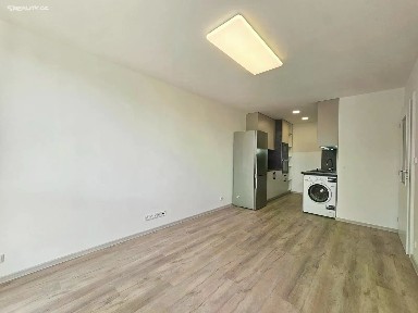 Pronájem bytu 2+kk 40 m²