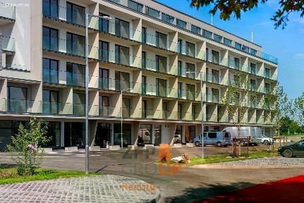 Prodej bytu 1+kk 74 m²
