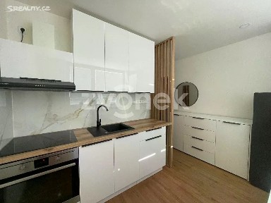 Pronájem bytu 1+1 33 m²