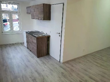 Pronájem bytu 1+kk 28 m²