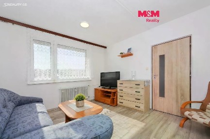 Pronájem bytu 1+1 34 m²