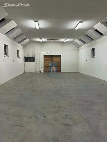 Pronájem skladového prostoru 156 m²