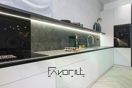 Prodej bytu 4+kk 97 m²