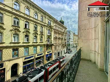 Pronájem kanceláře 120 m²