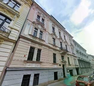 Prodej činžovního domu 1713 m²