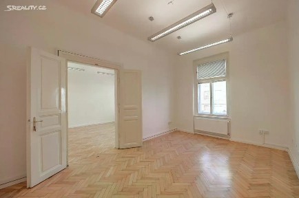Pronájem kanceláře 104 m²