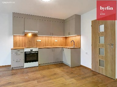 Pronájem bytu 1+kk 38 m²