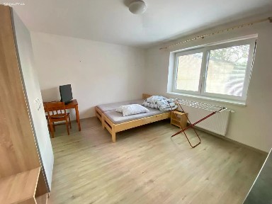 Pronájem bytu 1+kk 28 m²