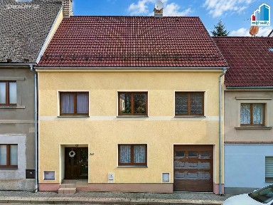Prodej rodinného domu 160 m², pozemek 656 m²