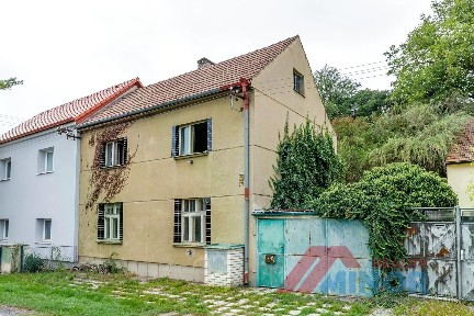 Zvoleněves