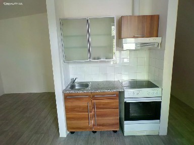Pronájem bytu 1+kk 30 m²