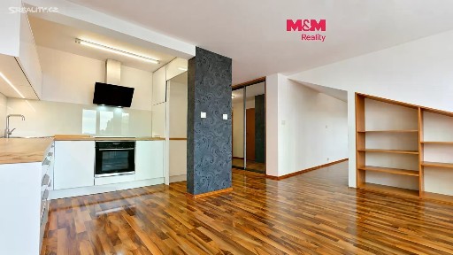 Pronájem bytu 2+kk 79 m²