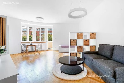Pronájem bytu 1+kk 39 m²