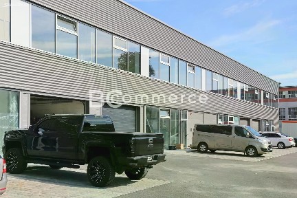 Pronájem skladového prostoru 935 m²