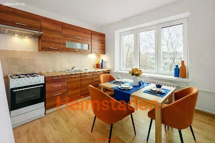 Pronájem bytu 2+1 56 m²
