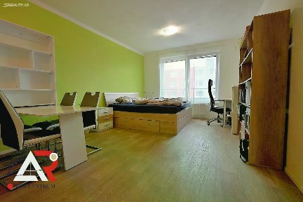 Pronájem bytu 1+kk 40 m²