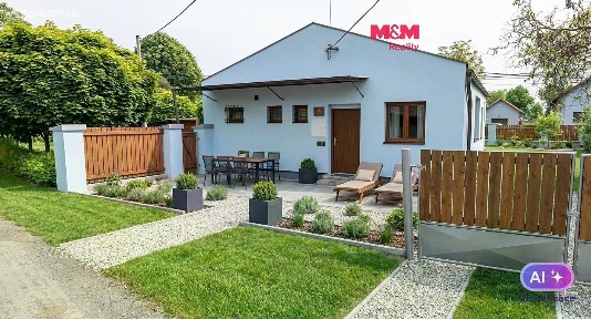 Prodej obchodního prostoru 450 m²