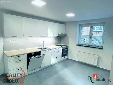 Pronájem bytu 2+1 63 m²