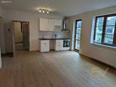 Pronájem bytu 2+kk 58 m²