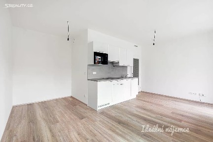 Pronájem bytu 1+kk 32 m²