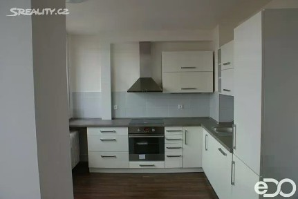 Pronájem bytu 2+kk 64 m²