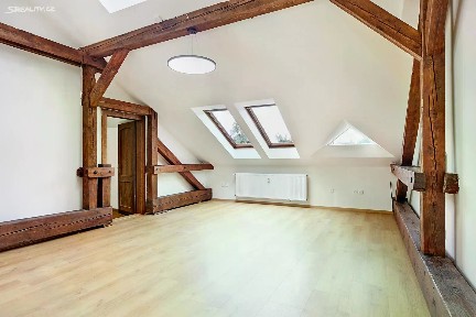 Pronájem bytu 4+1 112 m²