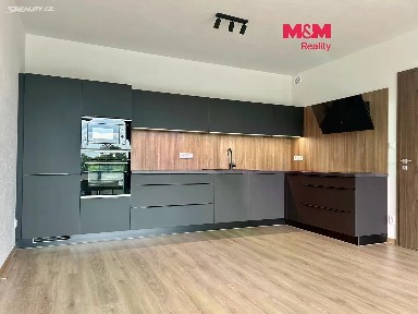 Pronájem bytu 3+kk 90 m²
