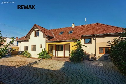 Prodej rodinného domu 160 m², pozemek 588 m²