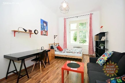 Pronájem bytu pokoje 18 m²