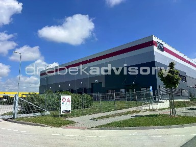 Pronájem skladového prostoru 4439 m²