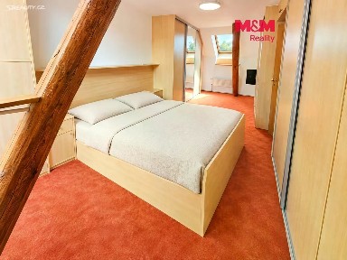 Pronájem bytu 3+kk 99 m²