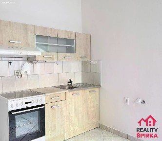 Pronájem bytu 1+kk 39 m²