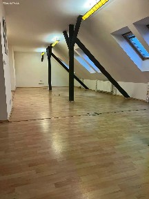 Pronájem kanceláře 136 m²