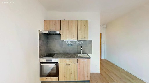 Pronájem bytu 1+1 33 m²